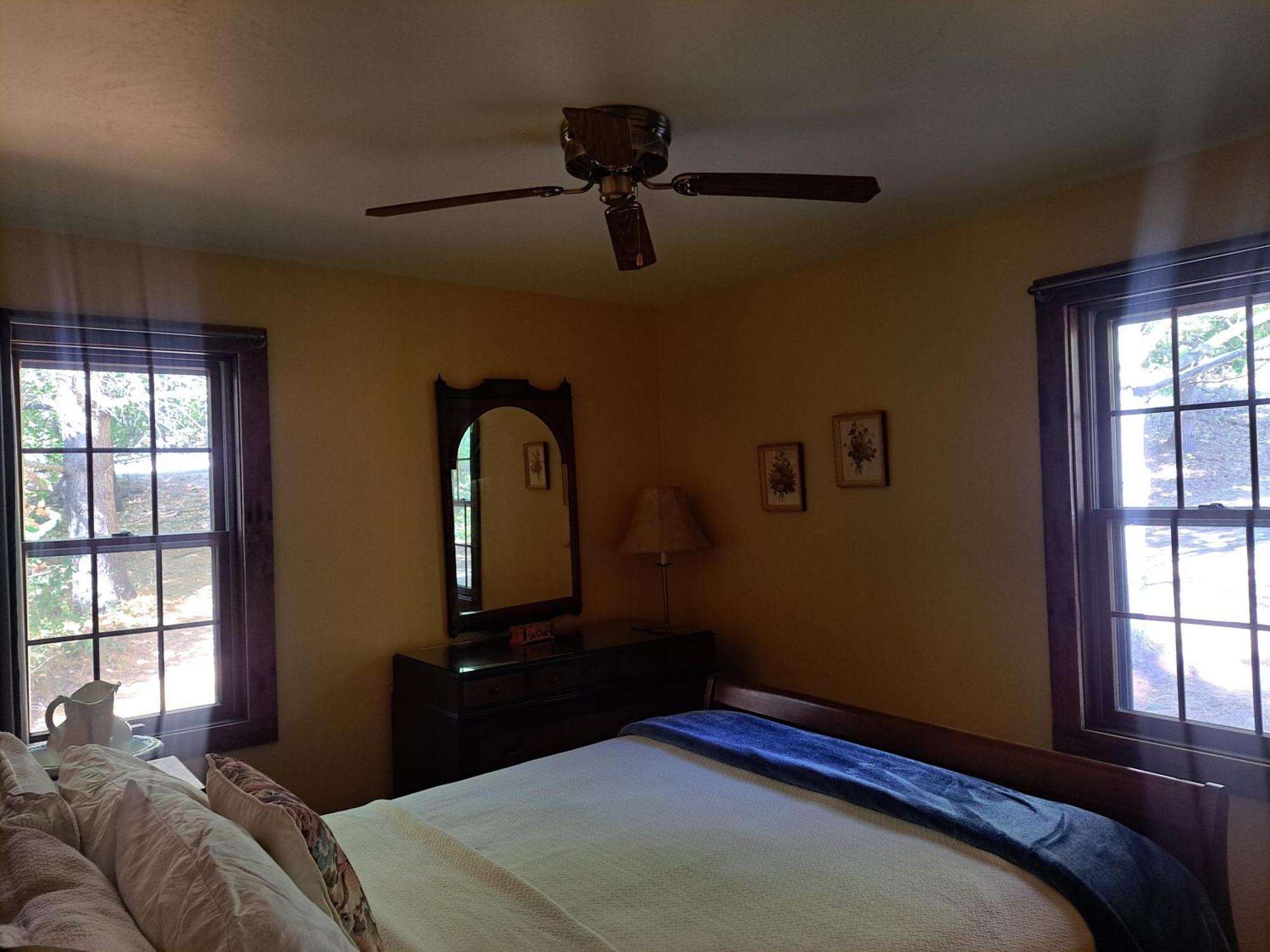 Chanticleer Cabins スタージョンベイ エクステリア 写真